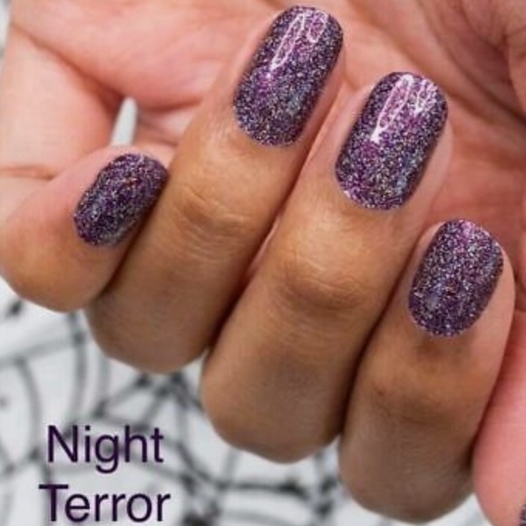 ColorStreet- Night Terror - Picture 2 of 4